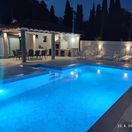 טרביניה Villa Jelena מראה חיצוני תמונה
